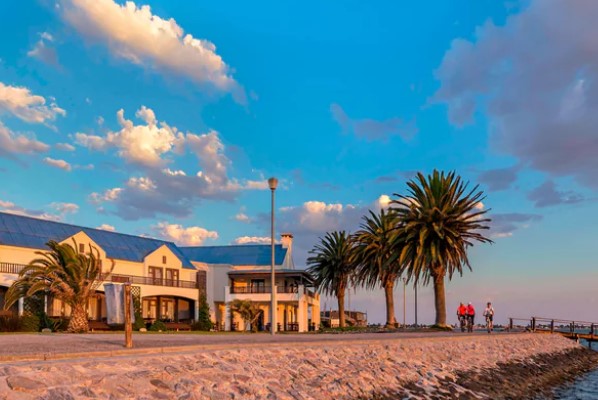 Walvis Bay Lodge