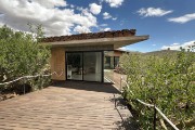 Omurenga chalet, deck