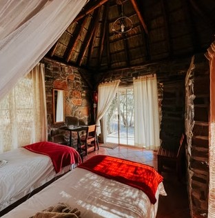 Tsauchab River Lodge