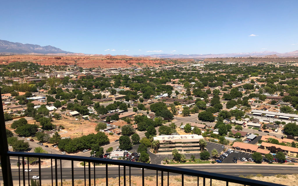 Inn on The Cliff