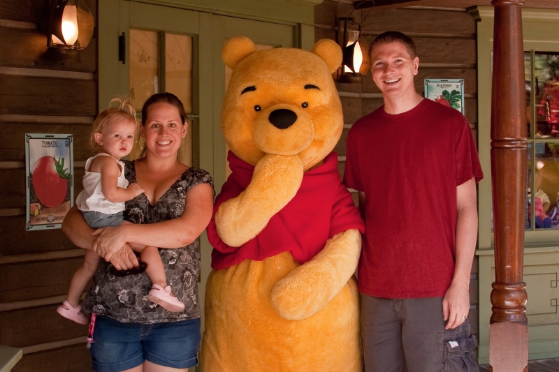 _MG_3723.jpg - Winnie the Pooh with Kaitlyn, Emily and Scott