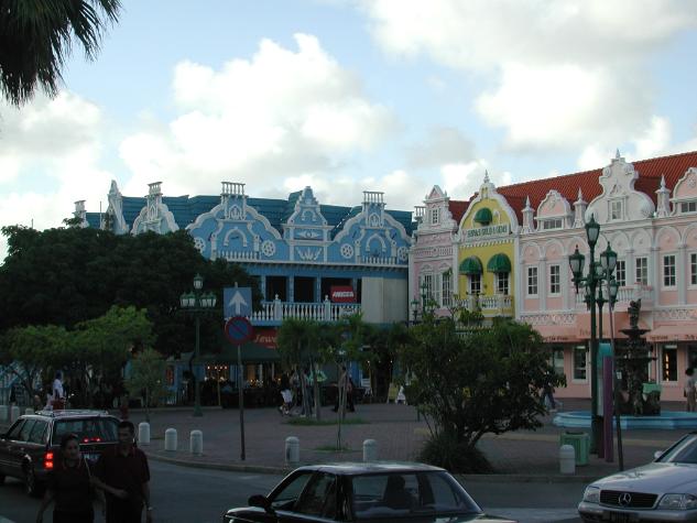 DSCN6849.JPG - downtown Aruba