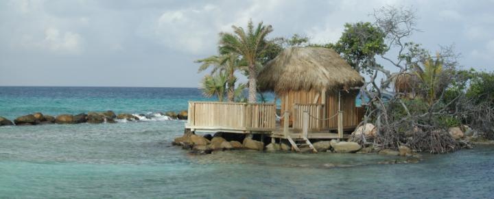 pan-6834-6835.jpg - View of private shack on private beach island