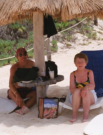cancun3-15.jpg - Dad and Johnnie down at the beach