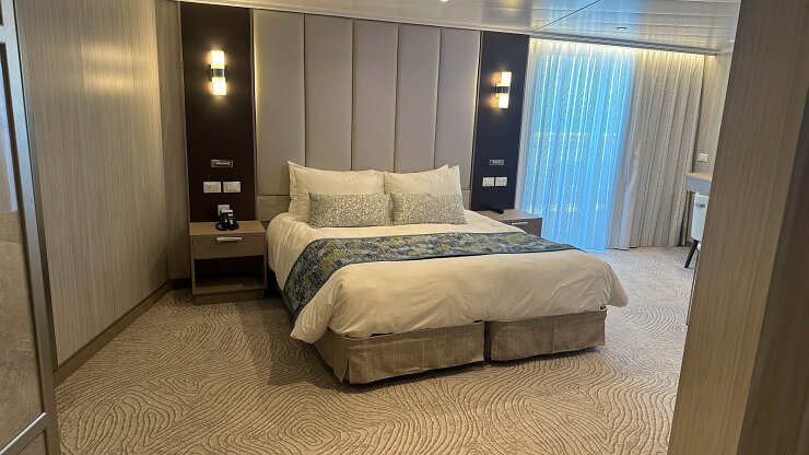 IMG_2124-7 Fabulous Room