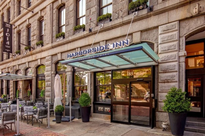 Harborside Hotel