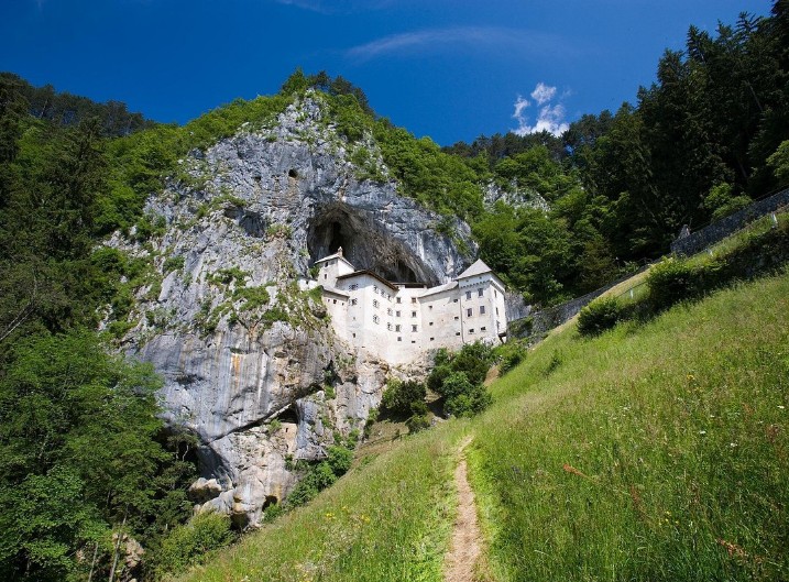 predjama